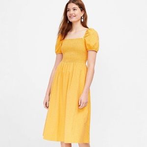 LOFT Clip Dot Smocked Puff Sleeve Midi Dress